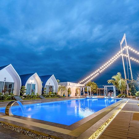 Jasmine River Front Hotel Kampot Ngoại thất bức ảnh