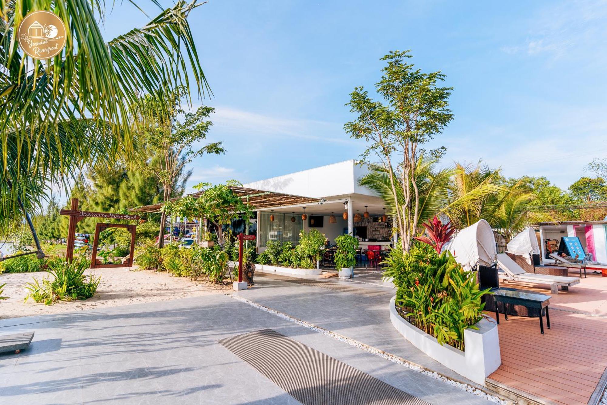 Jasmine River Front Hotel Kampot Ngoại thất bức ảnh